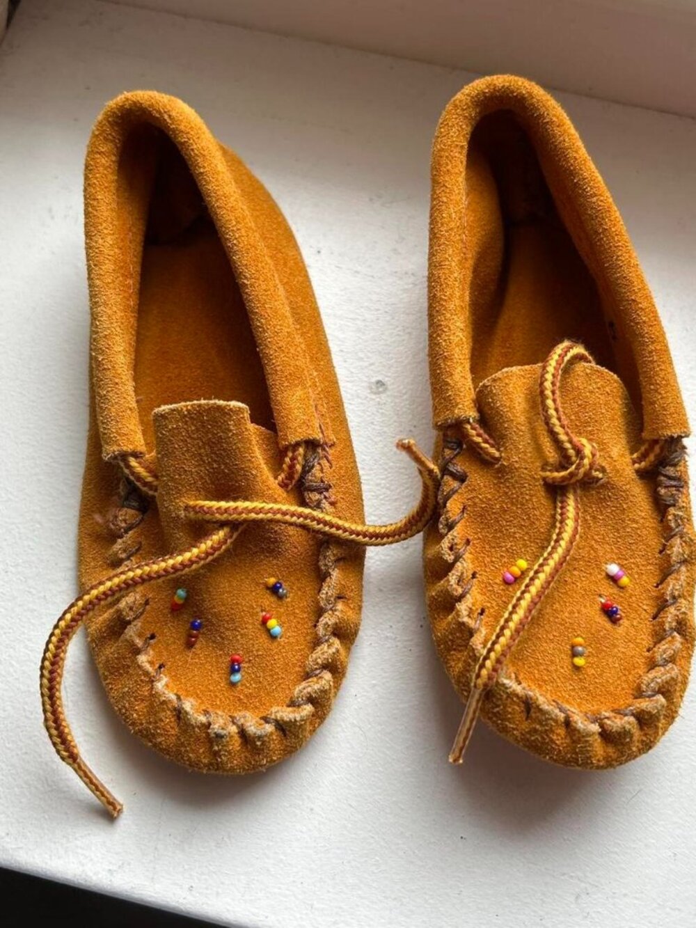 Kids Suede Leather Beaded Moccasins sz